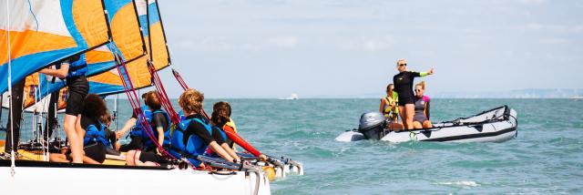 Strand Quiberville und Katamaran