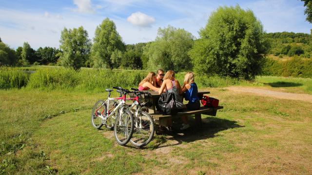 Picnic at Saint-Germain d'Etables