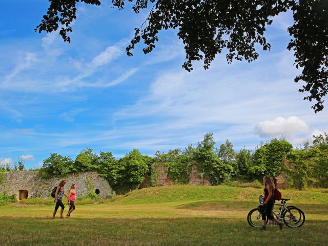 The ruins of the castle Gauthier Giffard
