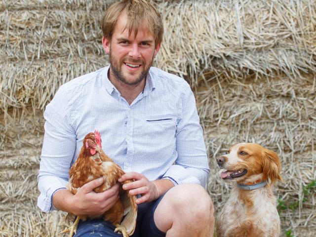 Eleveur de poules à Beauval-en-Caux