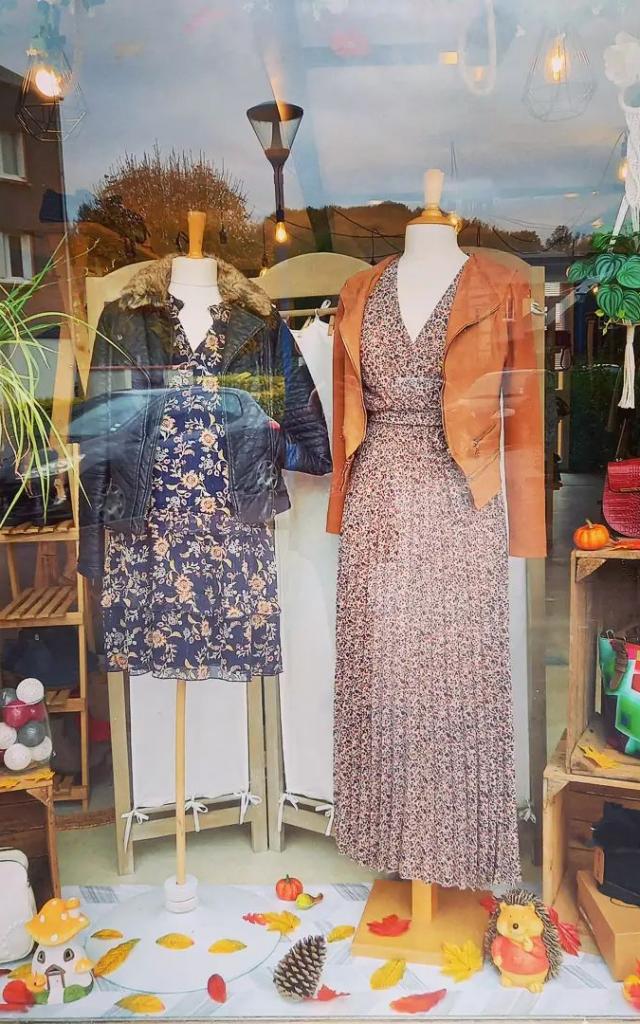 Window display in Val-de-Saâne