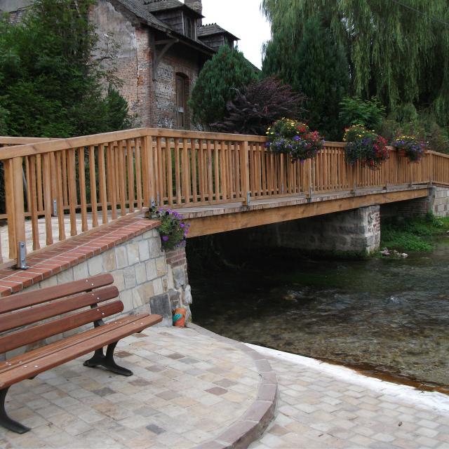 La Saâne traverse le village de Saâne-Saint-Just