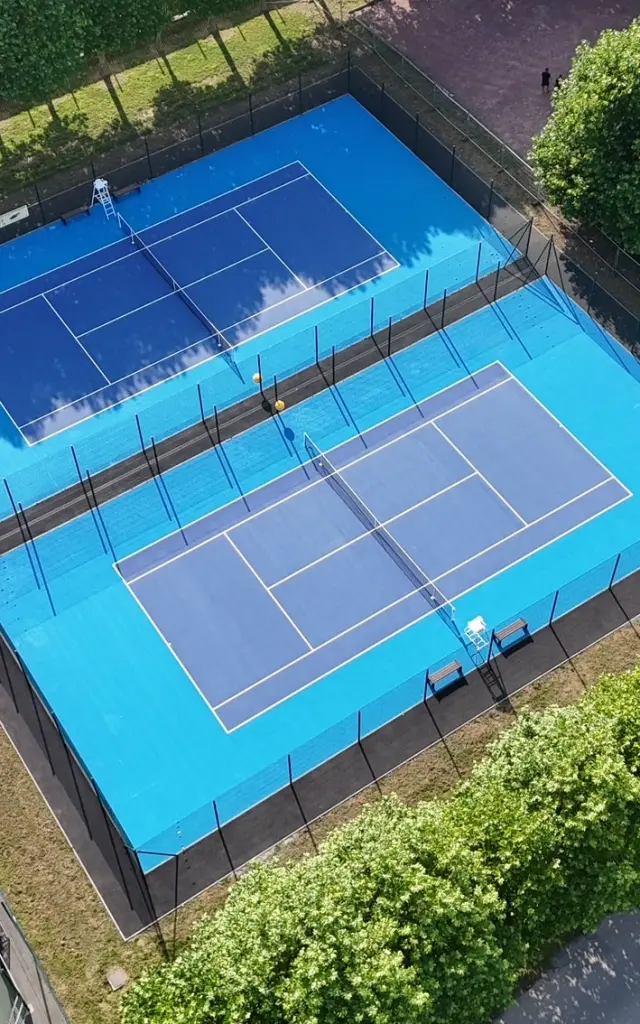 terrain de tennis luneray